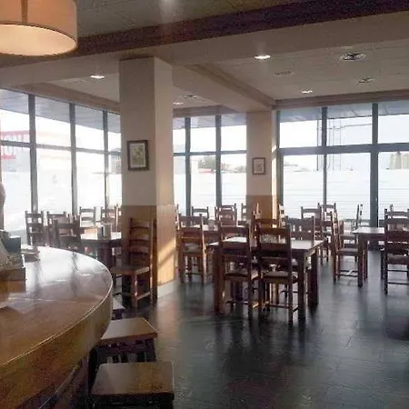 Zalle Don Fernando ホテル 3*