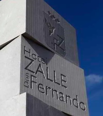 Zalle Don Fernando ホテル 3*