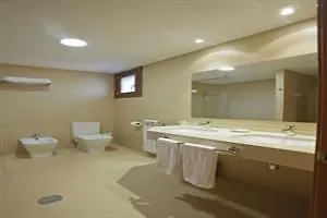 Zalle Don Fernando 3* Granda