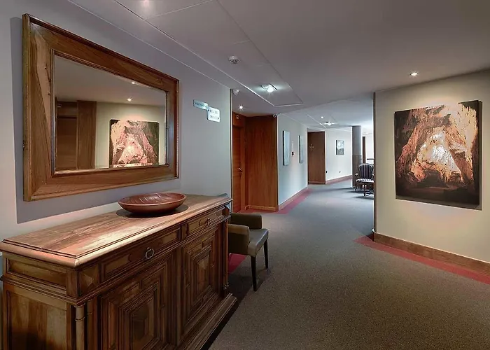 Zalle Don Fernando 3* Granda (Siero)